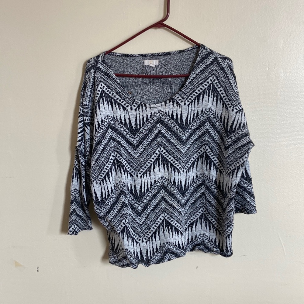 Quarter sleeve scoop sweater